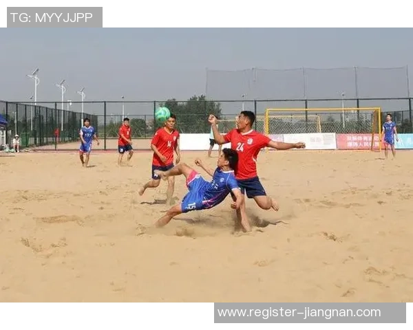 裸体沙滩足球的魅力与挑战：探索这一独特运动的文化与社交意义